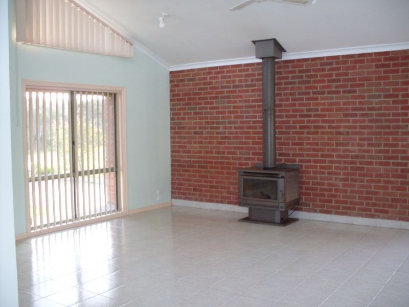 13 WOODLANDS GROVE, Safety Beach VIC 3936