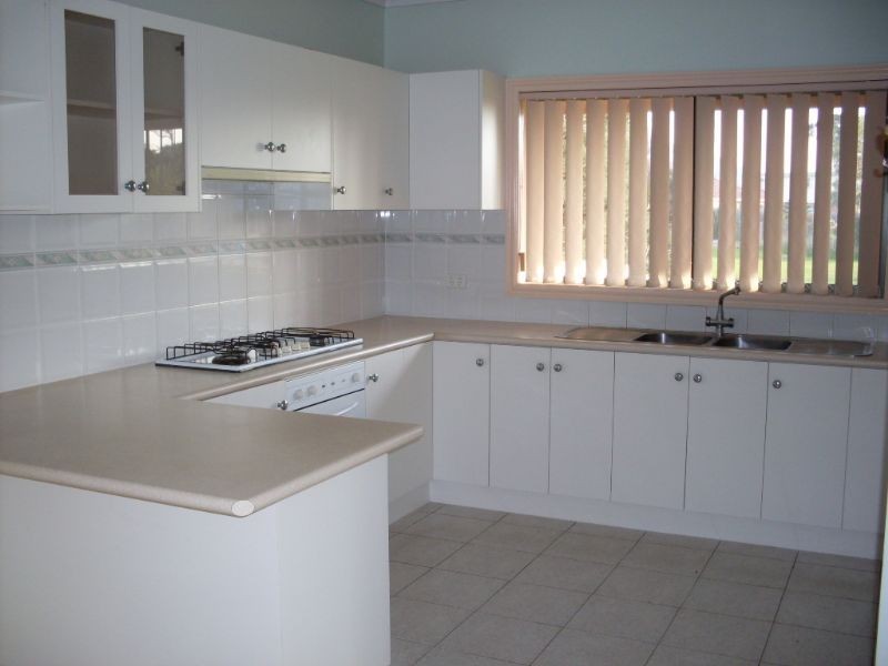 13 WOODLANDS GROVE, Safety Beach VIC 3936