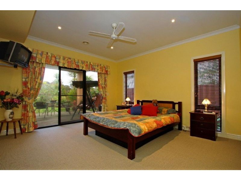 41 Country Club Drive, Safety Beach VIC 3936