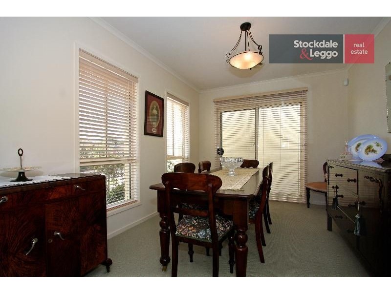 34 Victoria Street, Safety Beach VIC 3936