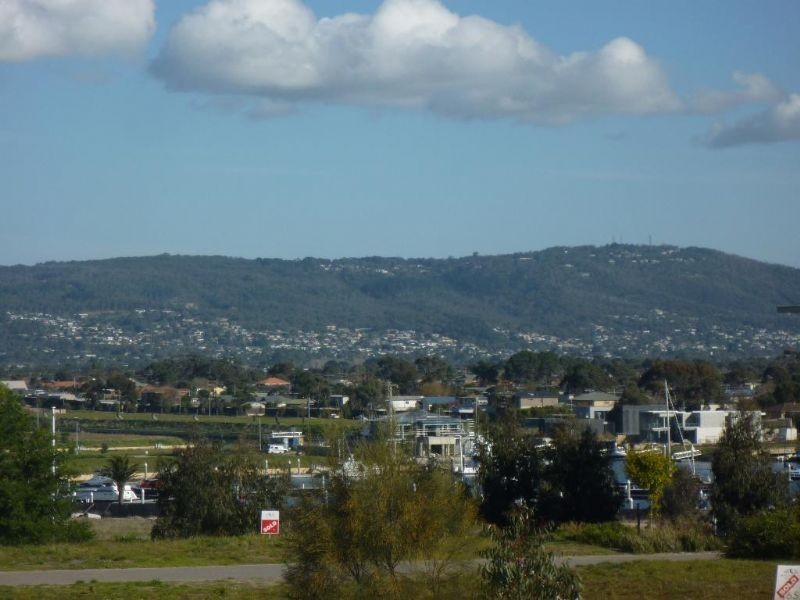 8 Deck Terrace, Safety Beach VIC 3936