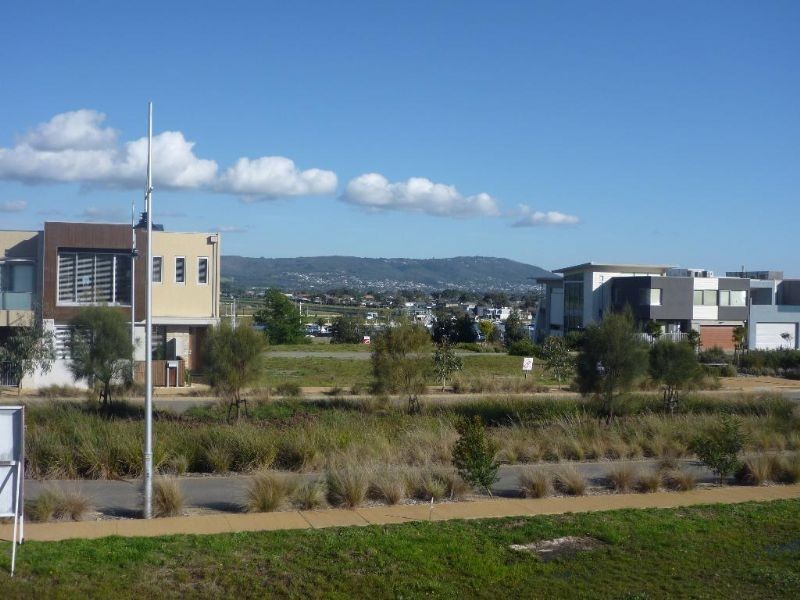 8 Deck Terrace, Safety Beach VIC 3936