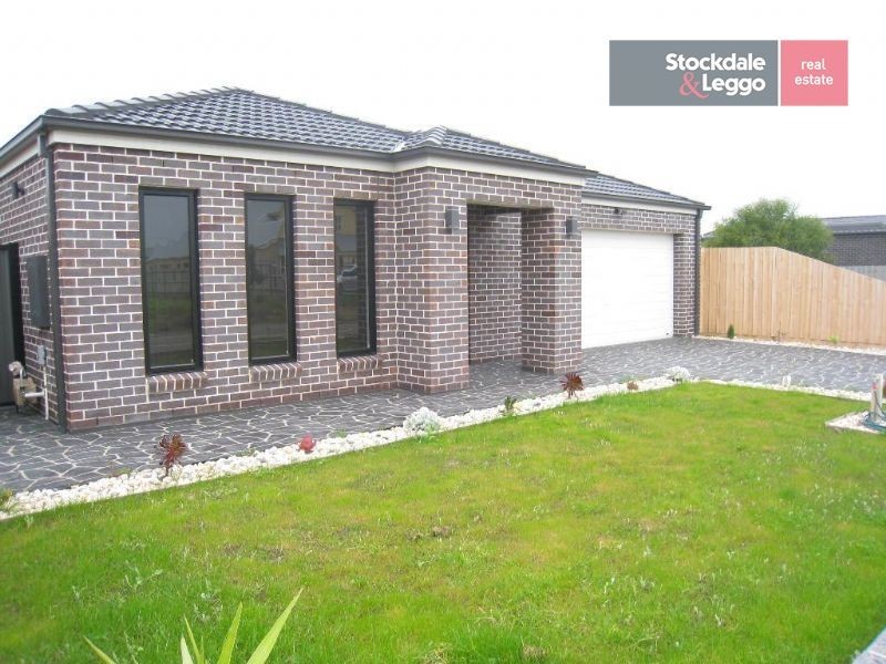 6 Mariner Place, Safety Beach VIC 3936