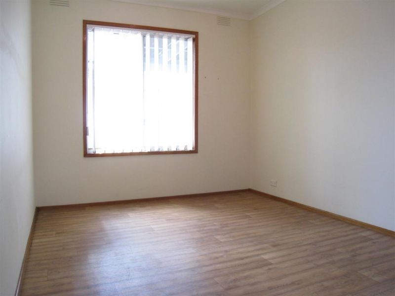 24 Clyde Road, Safety Beach VIC 3936