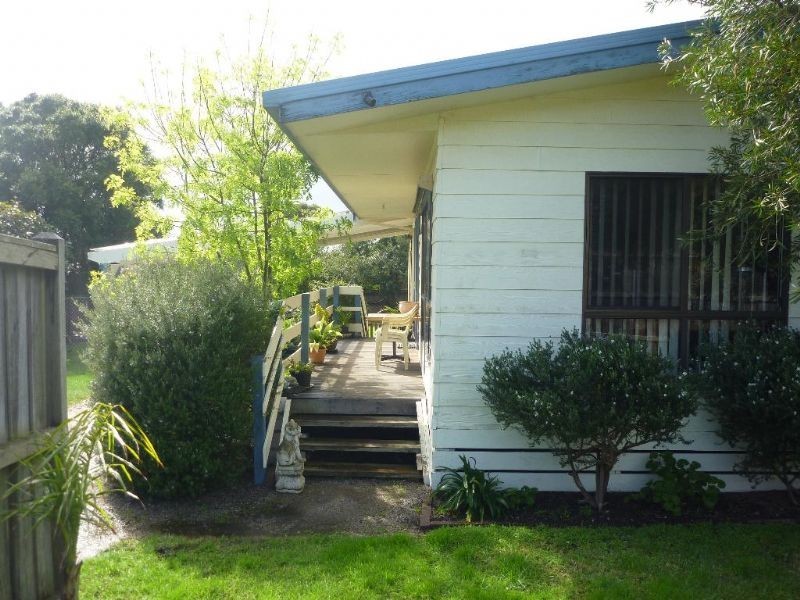 2A Wilson Crescent, Dromana VIC 3936