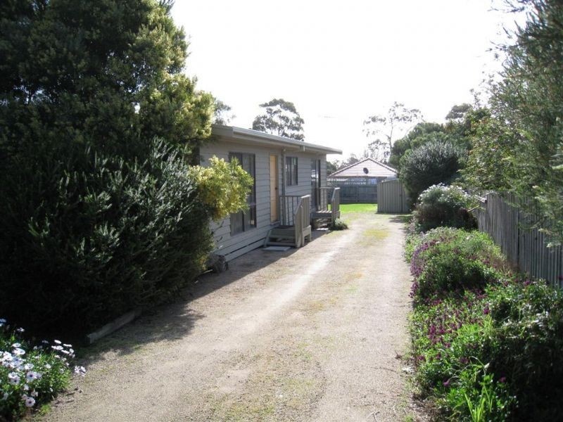 24 Canna Street, Dromana VIC 3936