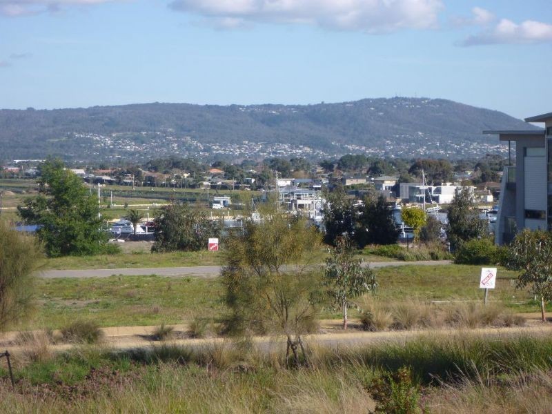 10 Deck Terrace, Safety Beach VIC 3936