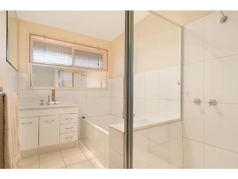 29 Sunningdale Road, Rosebud VIC 3939