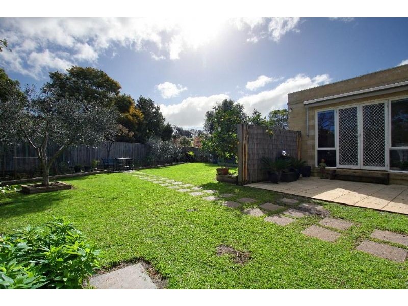 16A South Road, Mccrae VIC 3938