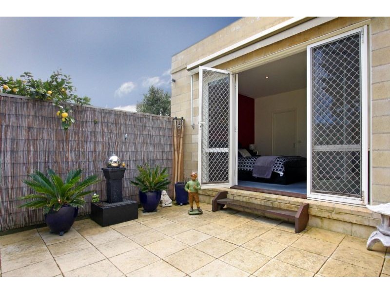 16A South Road, Mccrae VIC 3938