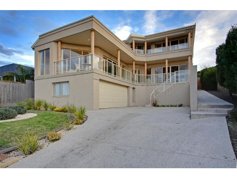 17 Devon Street, Dromana VIC 3936