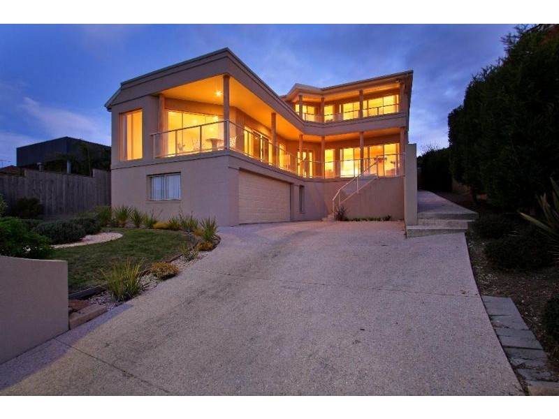 17 Devon Street, Dromana VIC 3936