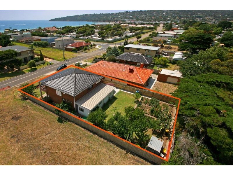 212 Dromana Parade, Safety Beach VIC 3936