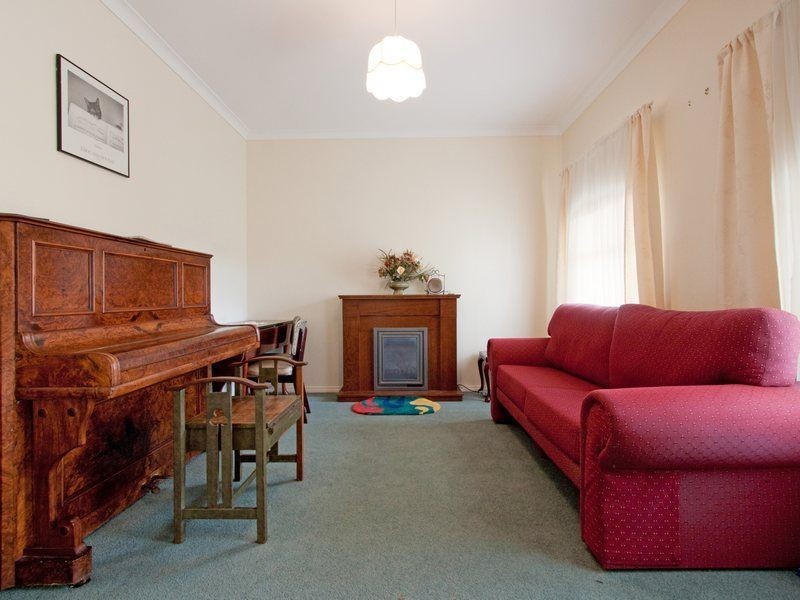 24 Coveside Avenue, Safety Beach VIC 3936