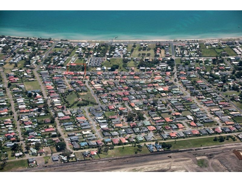 37 Seaview Avenue, Safety Beach VIC 3936