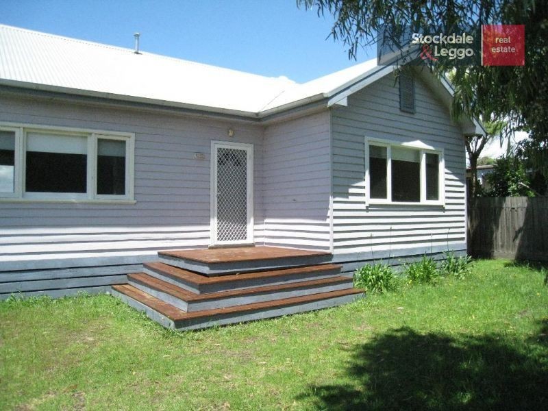 33 Rainier Avenue, Dromana VIC 3936