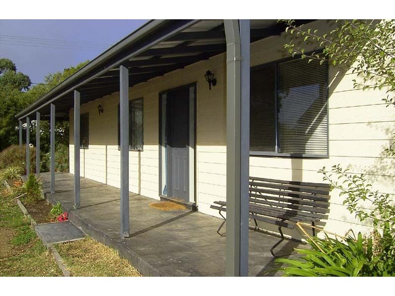 40 Rainier Avenue, Dromana VIC 3936