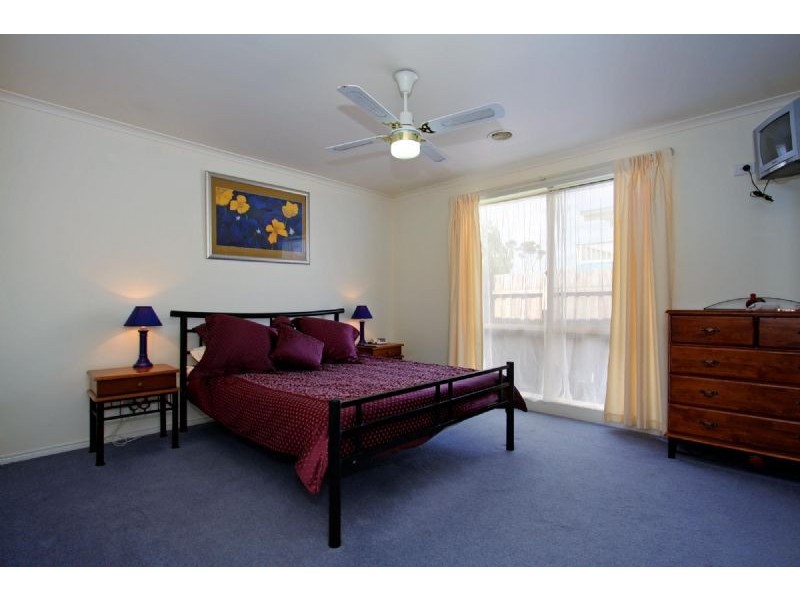 14 Frank Street, Safety Beach VIC 3936