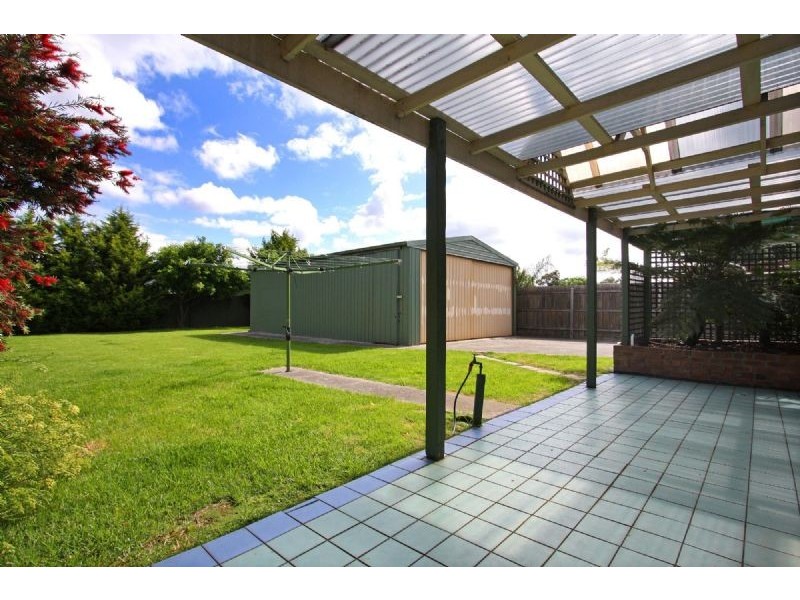 14 Frank Street, Safety Beach VIC 3936