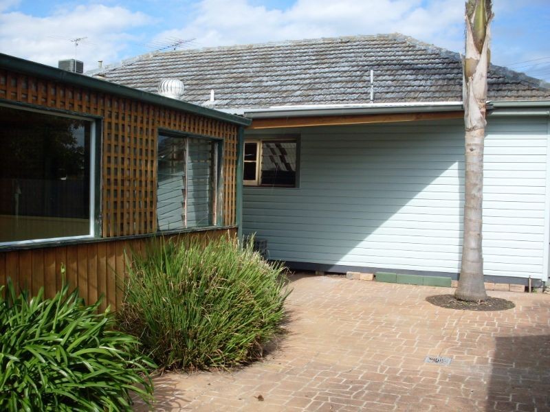 6 Dromana Parade, Safety Beach VIC 3936