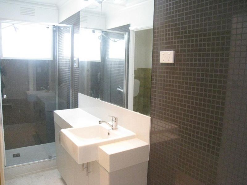 Upper/27 Dromana Parade, Safety Beach VIC 3936