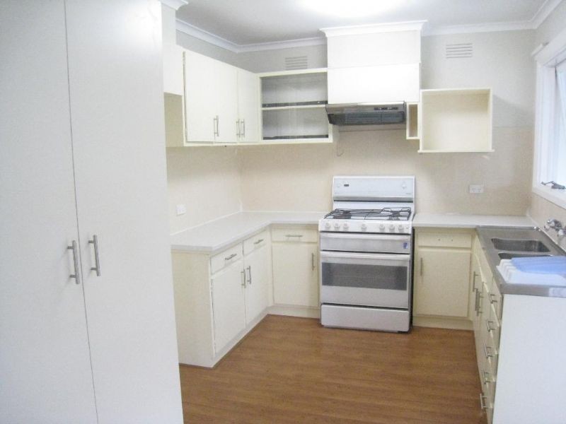 Upper/27 Dromana Parade, Safety Beach VIC 3936