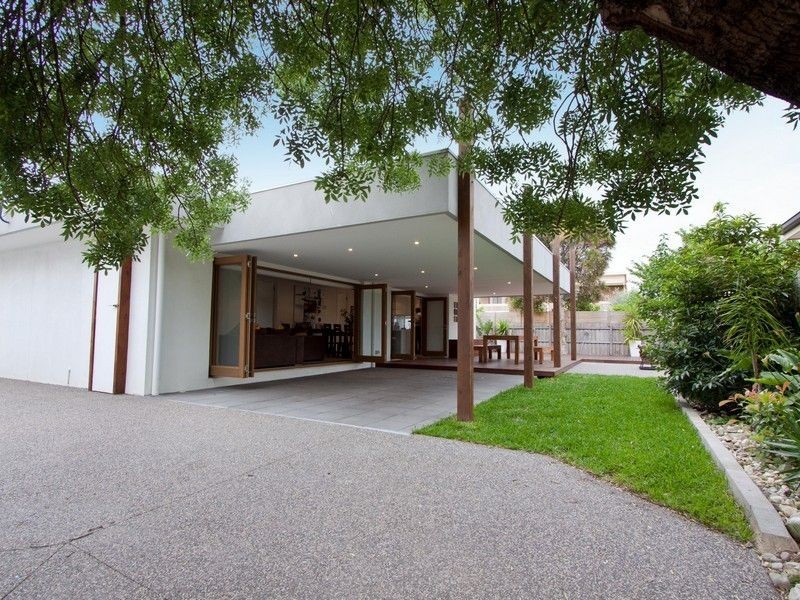 4B Coveside Avenue, Safety Beach VIC 3936