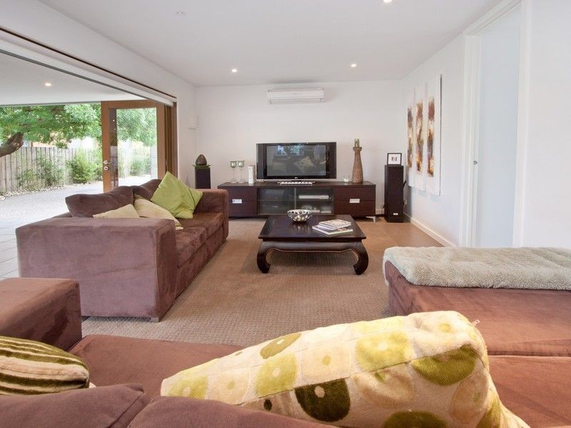 4B Coveside Avenue, Safety Beach VIC 3936