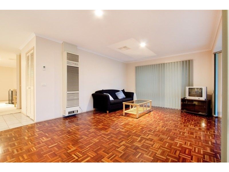 27 Fairway Drive, Safety Beach VIC 3936