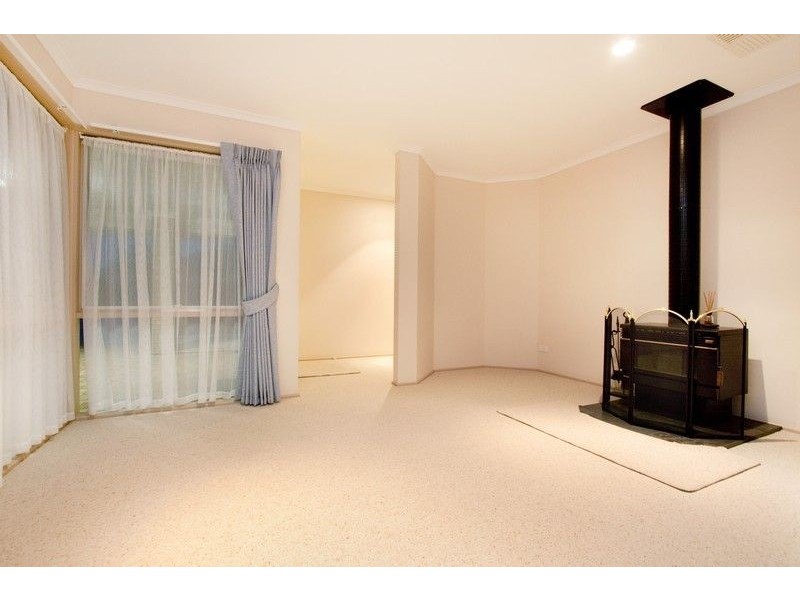 27 Fairway Drive, Safety Beach VIC 3936