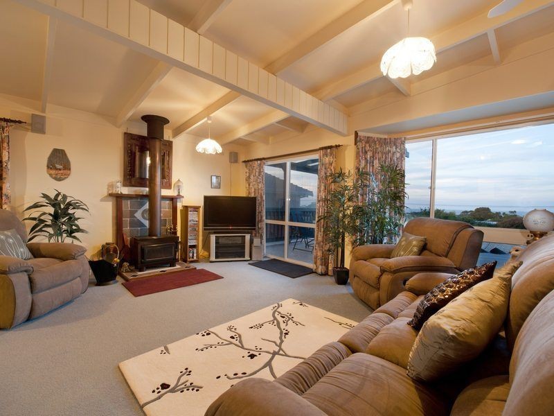 19 Iris Street, Dromana VIC 3936