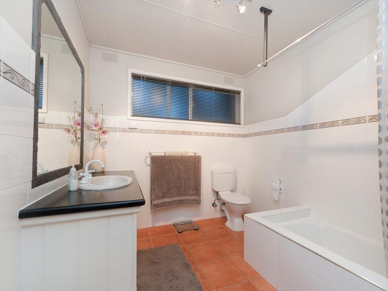 19 Iris Street, Dromana VIC 3936