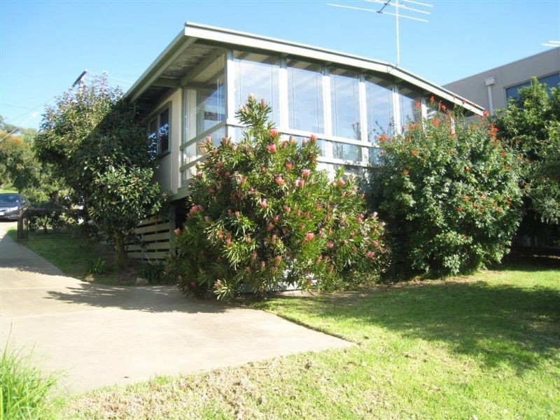 4 Ocean Street, Dromana VIC 3936