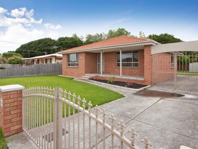 21 Watson Avenue, Dromana VIC 3936