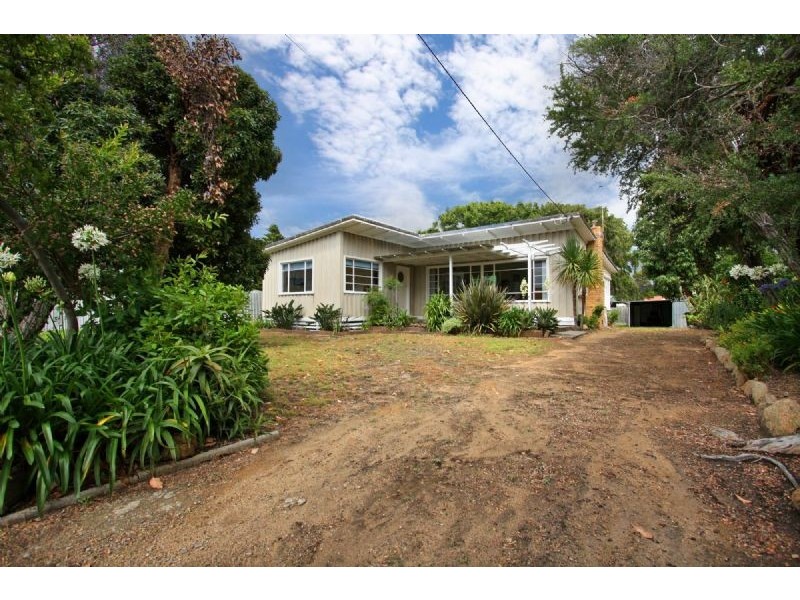 1 Joan Avenue, Dromana VIC 3936
