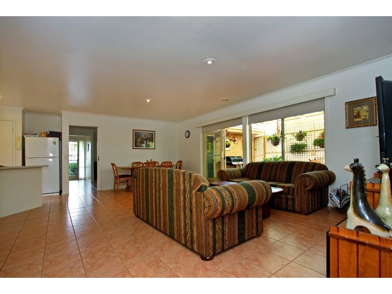 4 Golf Course Lane, Safety Beach VIC 3936