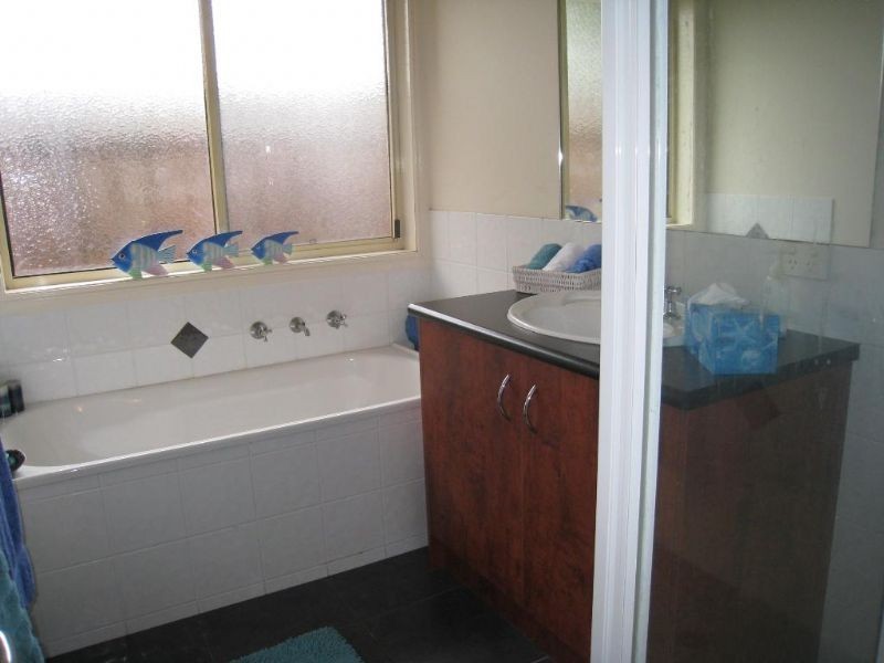 1/30 Knott Street, Safety Beach VIC 3936