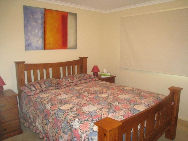 8 Canna Street, Dromana VIC 3936