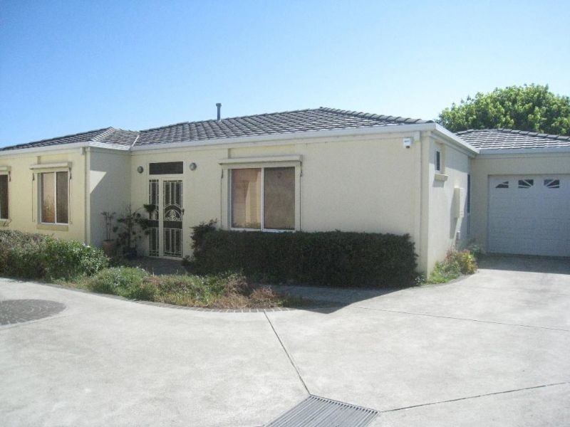 2/43 Kangerong Avenue, Dromana VIC 3936