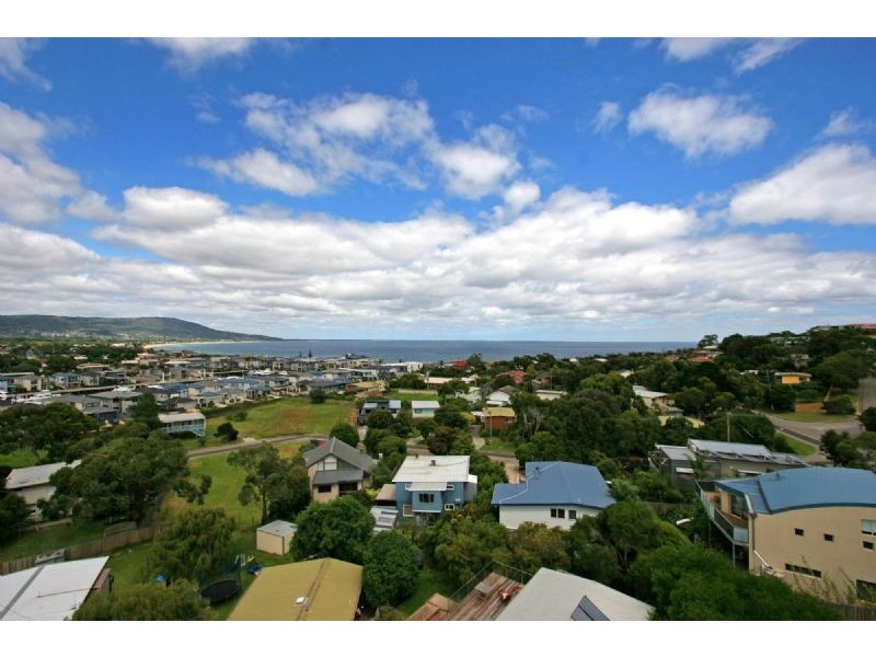 12 Omuna Court, Safety Beach VIC 3936