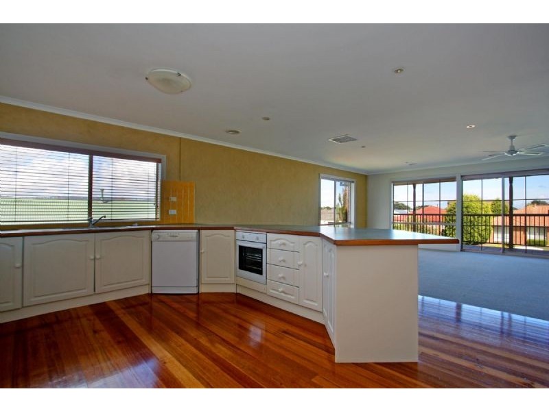 3 Sunrise Close, Safety Beach VIC 3936