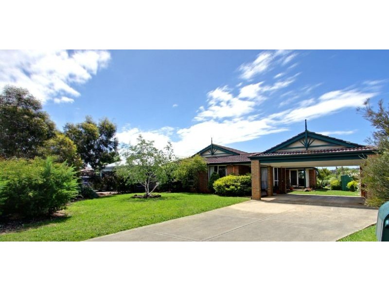 30 Lake View Drive, Safety Beach VIC 3936