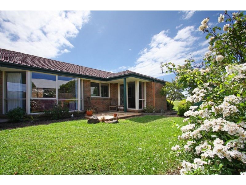 30 Lake View Drive, Safety Beach VIC 3936