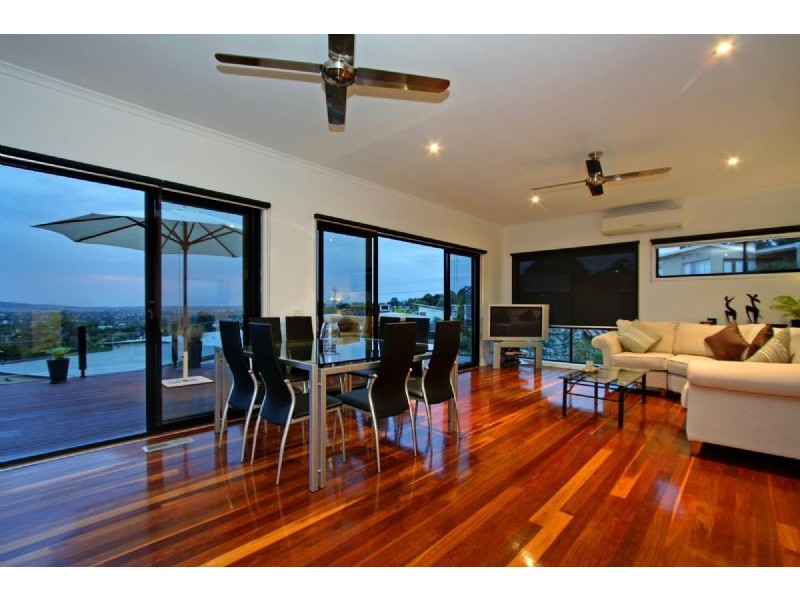 18 Edith Place, Dromana VIC 3936