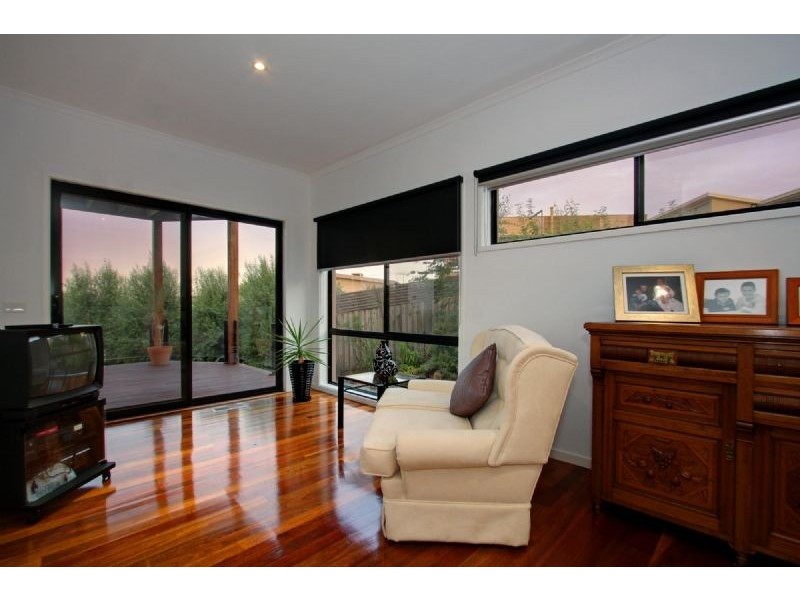 18 Edith Place, Dromana VIC 3936