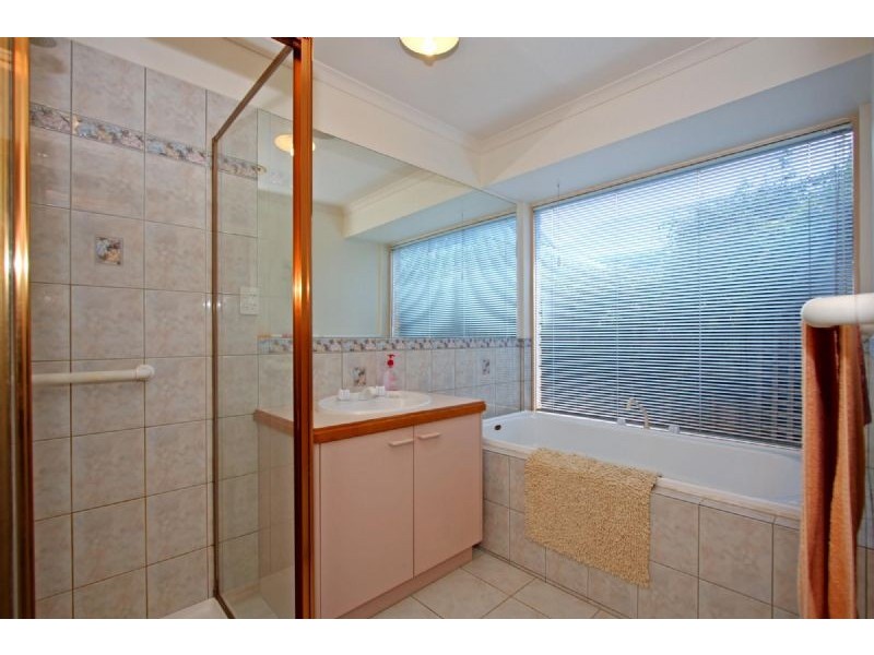 30 Lake View Drive, Safety Beach VIC 3936