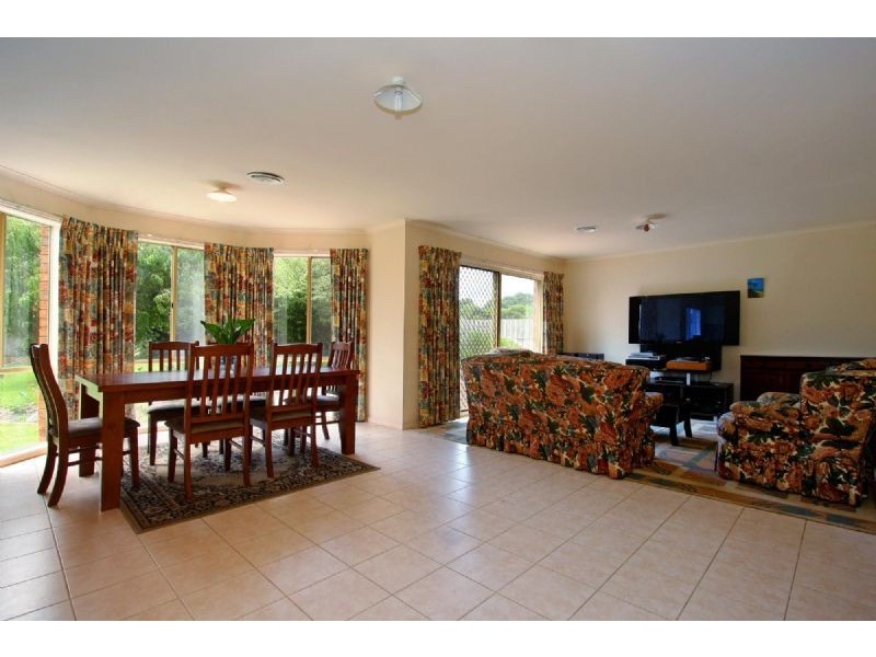 45 Victoria Street, Safety Beach VIC 3936