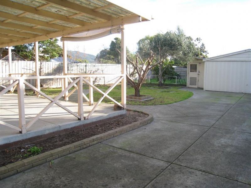 24 Rosalie Avenue, Dromana VIC 3936