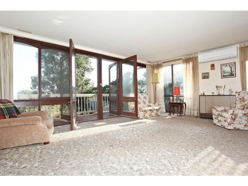 14 Seaview Parade, Dromana VIC 3936