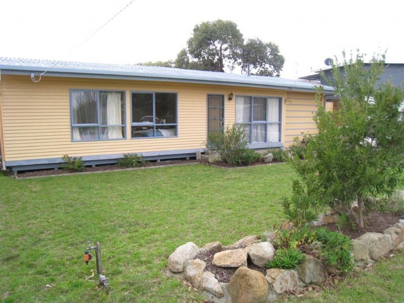 14 Basil Street, Dromana VIC 3936